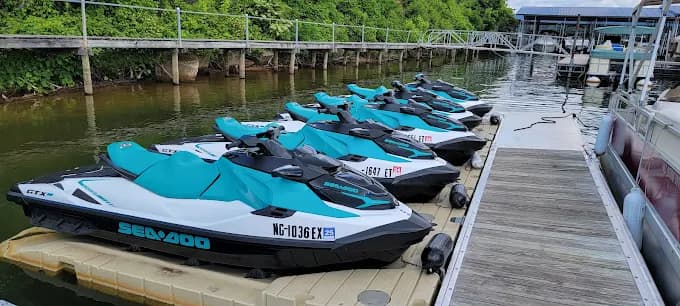 What's Up Watersports - Lake Norman