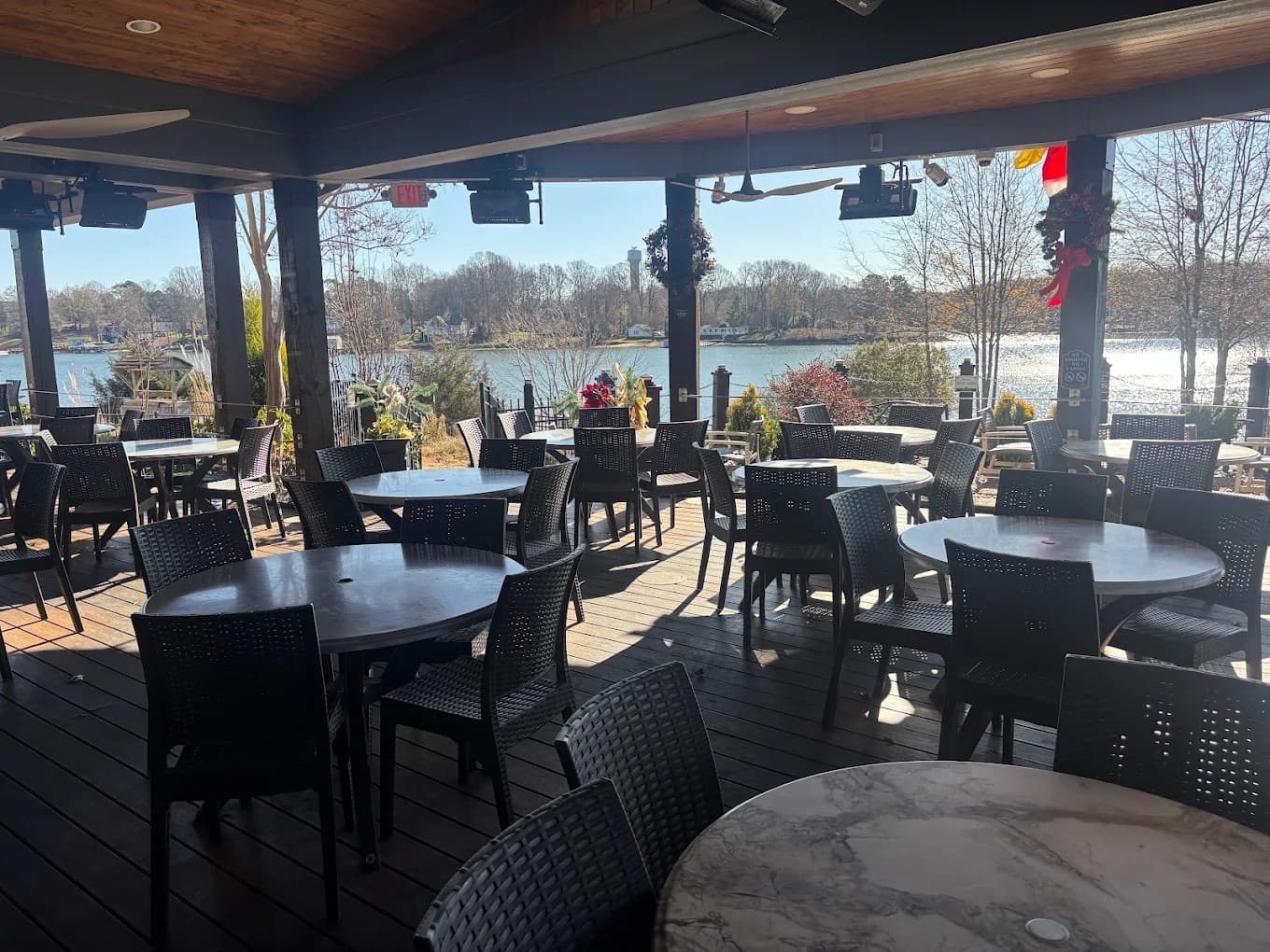 Eddie's on Lake Norman