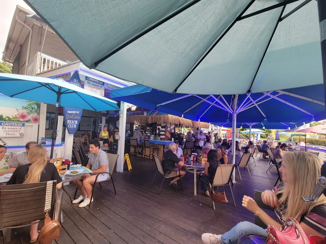 The Blue Parrot Grill