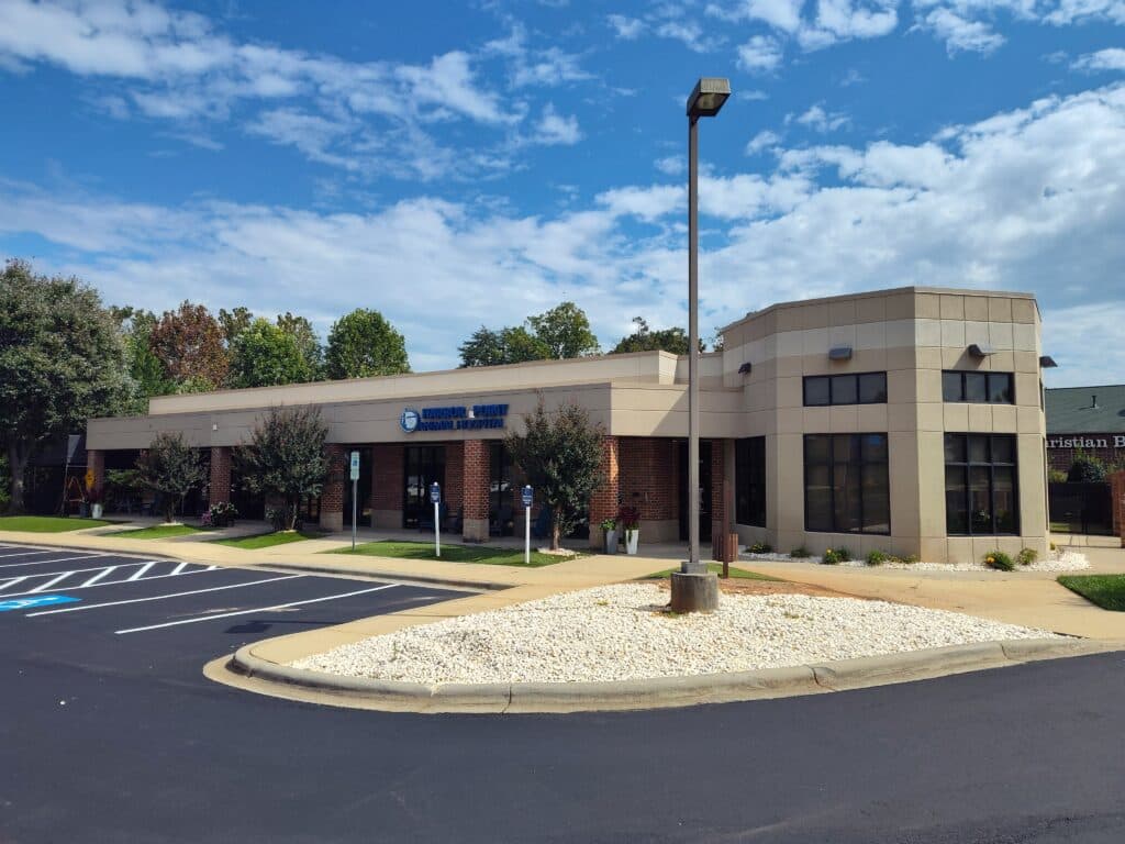 Veterinary hospital building exterior and storefront