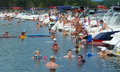 The Best *Swim Spots & Anchor Spots* on Lake Norman